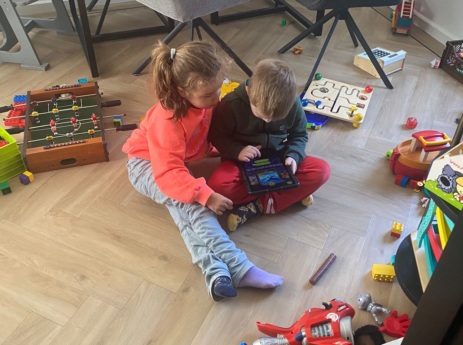 Thousands open their homes to Ukrainian refugees