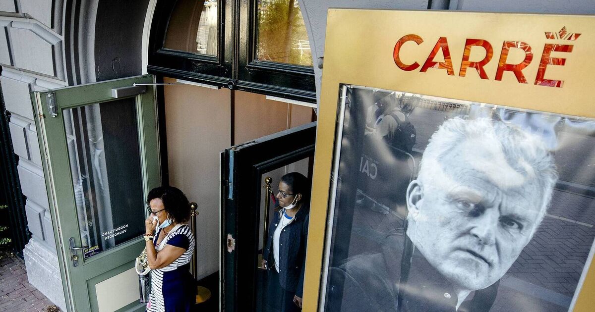 Holland to spend &euro;500m annually to fight descent into a &lsquo;narco state&rsquo;