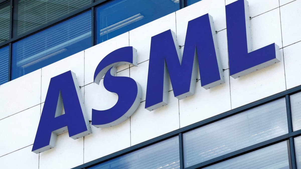 Dutch minister confident &lsquo;crown jewel' chip firm ASML will stay in Netherlands after threat to leave