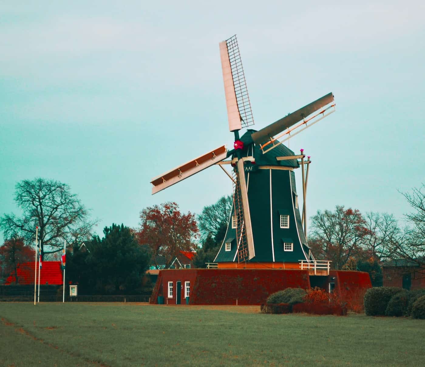 The Netherlands Private and Public Markets Being Impacted By Macro- and Microeconomic Trends, Report Reveals